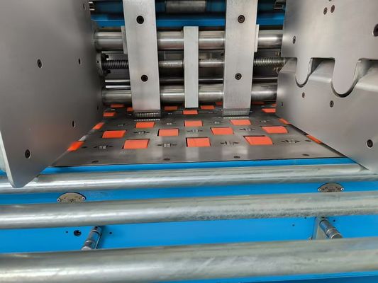 Công nghệ tiên tiến Máy laminator sáo tốc độ cao với cuộn Anilox thép không gỉ lớn và hệ thống keo lưu thông
