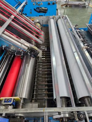 Tốc độ cao Bảng đến Bảng 5 Ply Servo Laminating Machine cho giấy đúc lỏng với chỉnh sửa tự động và công nghệ điều khiển servo