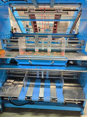 Máy cán màng tấm lên tấm độ chính xác cao cho giấy sóng với điều khiển và hiệu chỉnh servo tự động