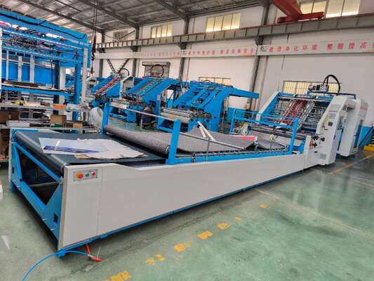 Máy laminator dây chuyền tự động hỗ trợ sản xuất mảng mảng vải đúc cao và sản xuất mảng mỏng