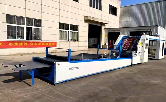 Máy cán giấy bìa cứng Động cơ Servo Điều chỉnh tự động