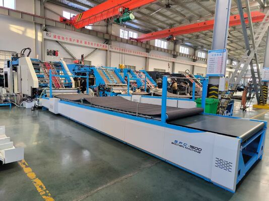Máy Lamination Bảng đến Bảng để sản xuất các sản phẩm giấy lợp lợp từ 2 lớp lên đến 7 Ply với điều khiển servo